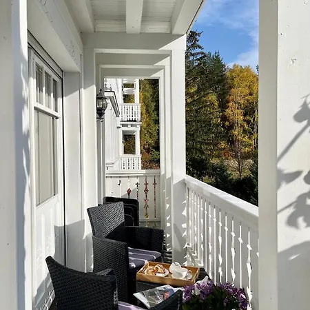 Dolina Wikingow Urnes 07 *