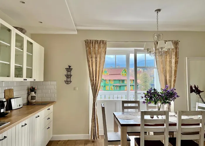 Dolina Wikingow Urnes 07 شقة شكلارسكا بوريبا