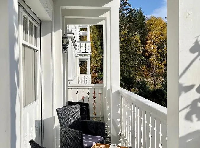 Dolina Wikingow Urnes 07 *