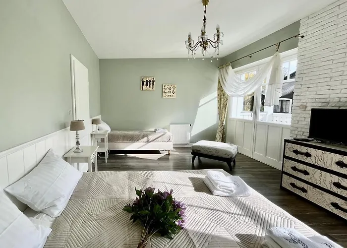 Dolina Wikingow Urnes 07 *