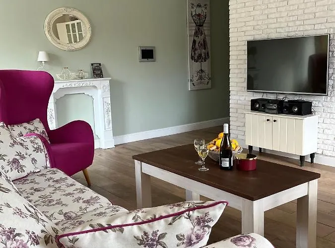 Dolina Wikingow Urnes 07 * شكلارسكا بوريبا