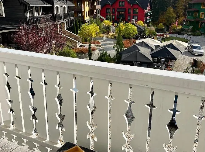 Dolina Wikingow Urnes 07 شقة شكلارسكا بوريبا