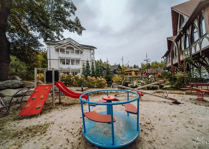 Dolina Wikingow Urnes 07 * شكلارسكا بوريبا